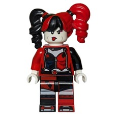 Harley Quinn in Black and Red Jester Outfit, Black/Red Hair (fig-013078)