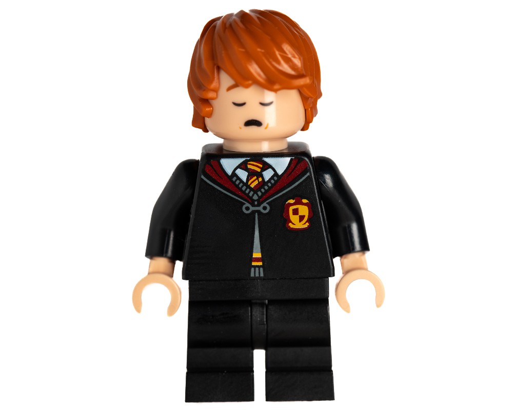 LEGO Set fig-013564 Ron Weasley, Gryffindor Robes, Sleeping ...