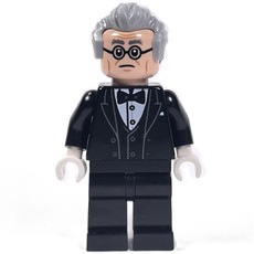 Alfred Pennyworth, Light Bluish Gray Hair, Glasses (fig-013996)