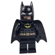 Batman, Black Suit, Black Cape and Cowl, Yellow Batman Logo, White Goggles (37157 Cape) (fig-013999)