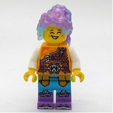 Izzie (fig-014159)