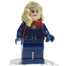 Captain Marvel, Mid-length Tan Hair (fig-014388)
