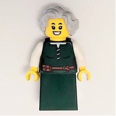 Mountain Fortress Woman (fig-015251)