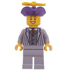 Light Bluish Grey Suit, Dark Purple Tricorn (fig-017248)