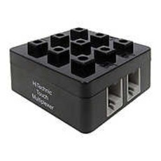 Mindstorms NXT Touch Sensor Multiplexer (set MS1060-1)
