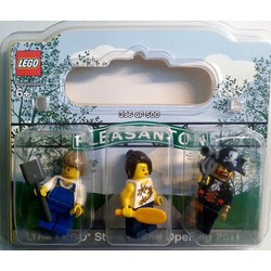 LEGO Store Grand Opening Exclusive Set Stoneridge Mall Pleasanton CA