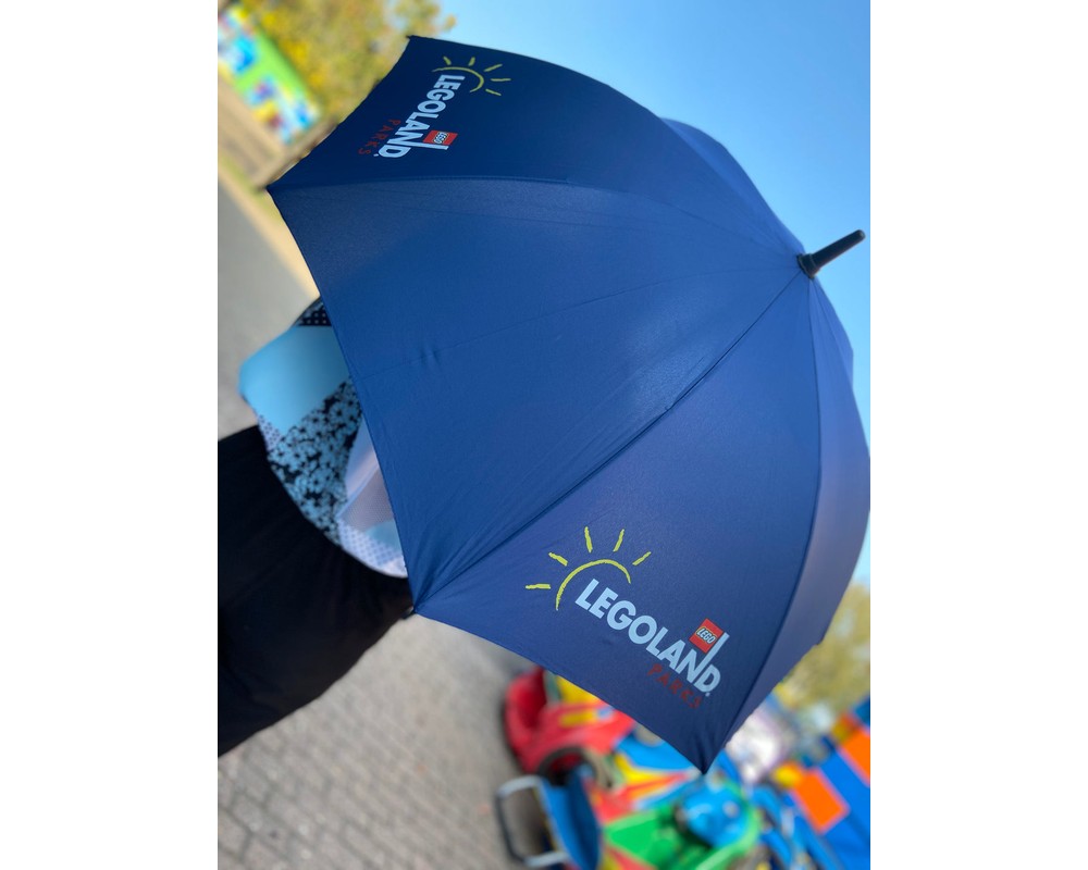 LEGO Set UMBRELLA3 LEGOLAND Umbrella (2020 Gear) Rebrickable Build