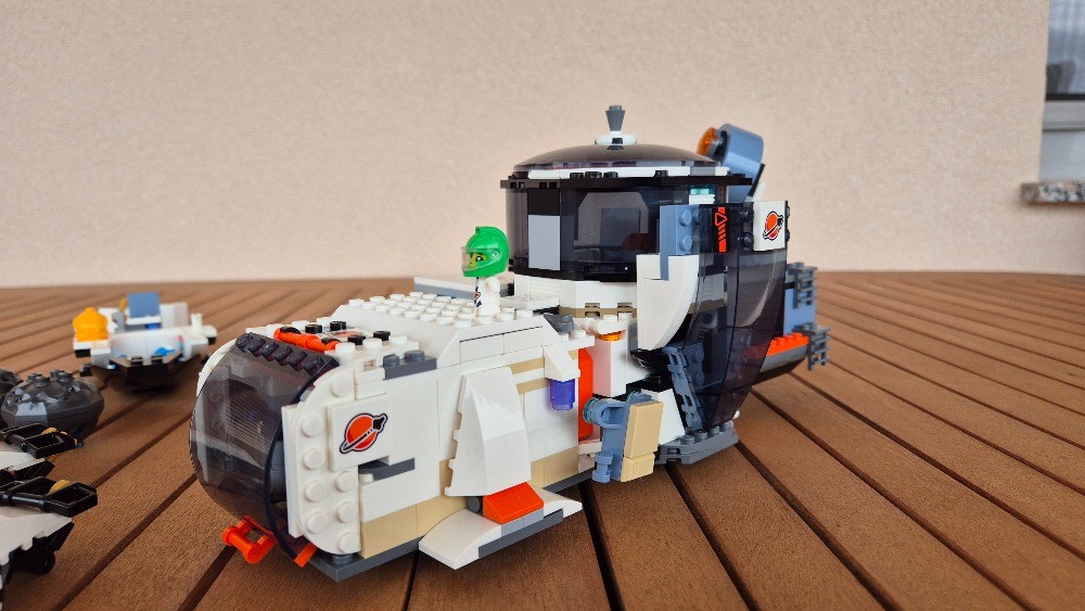LEGO MOC-248436 (60446) Research Station Meridian 1 by Sincress ...
