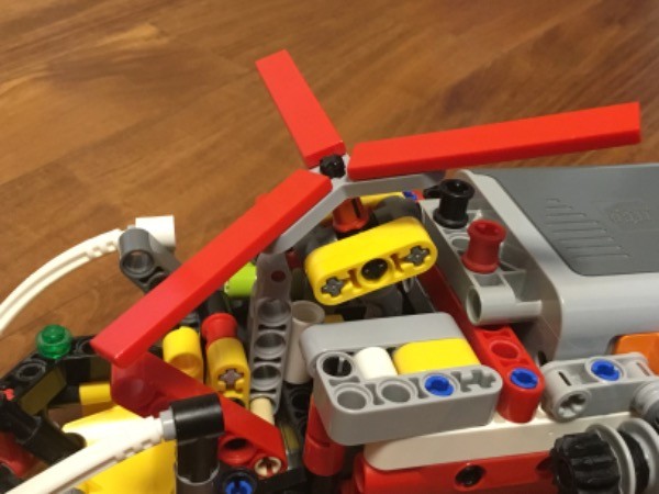 LEGO MOC-206158 Rescue Helicopter with Tiltable Rotors (PF Powered) by ...