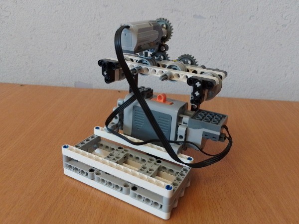 LEGO MOC Cable Funicular by lazzariya | Rebrickable - Build with LEGO