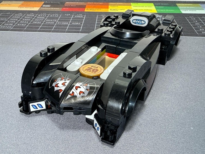 Review: 76333-1 - Batman & Robin Batmobile | Rebrickable - Build