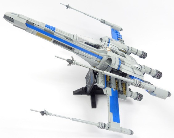 LEGO MOC-205642 UCS Resistance T-70 X Wing by Aniomylone