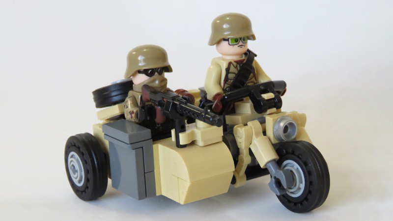 LEGO MOC Motorcycle BMW R75 DAK Kradmelder e Sidecar by Darcanj ...