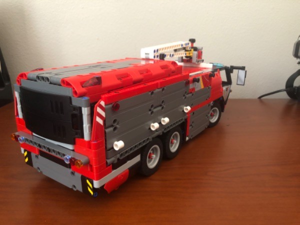 lego 42098 moc