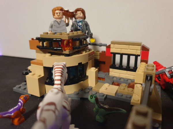 LEGO MOC Atrociraptor confinement break out. by MytimePD | Rebrickable ...