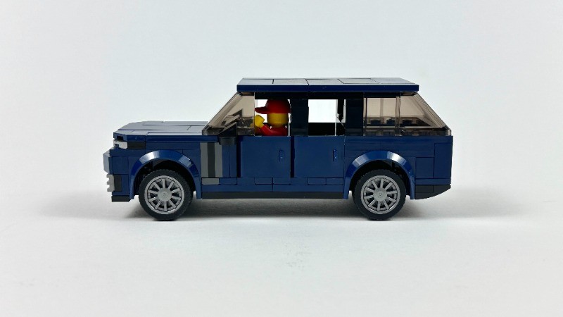 LEGO MOC Range Rover (5th Gen) by wooootles | Rebrickable - Build with LEGO