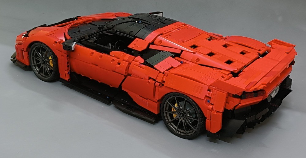 LEGO MOC-252848 FERRARl F80 1:8 scale by Antoine11 | Rebrickable