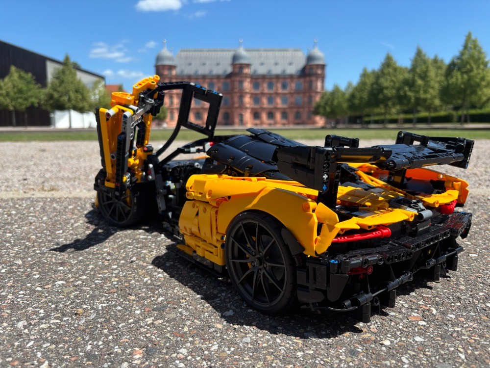 LEGO MOC-265207 McLaren Senna (42172) by ConstructionsByDonat