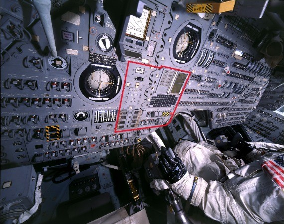 LEGO MOC-216744 NASA Apollo 13 Command Module: Interactive Life-Size ...