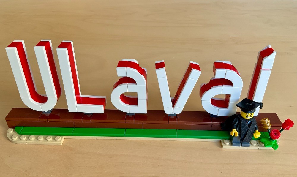 LEGO MOC Université Laval freestanding letters by Rickyduf ...
