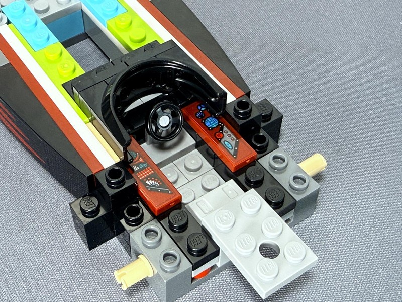 Review: 76333-1 - Batman & Robin Batmobile | Rebrickable - Build