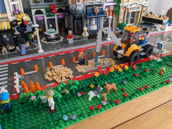 LEGO MOC MILS Street (32x32) Straight with two parking places by  Hannas.Beverly.Bricks