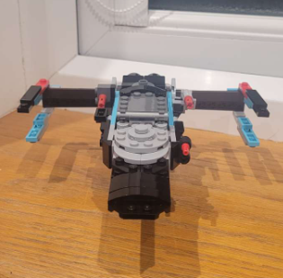 LEGO MOC-240753 31147 - Spaceship by alek29122 | Rebrickable - Build ...