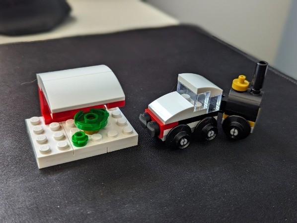 LEGO MOC 30584 - Farm BBQ (with bonus claw machine) by