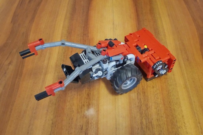 LEGO MOC-140808 Single-axle tractor with twin tires and PTO on/off by ...