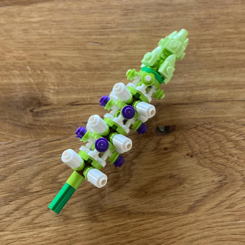 Review: 10313 - Wildflower Bouquet | Rebrickable - Build with LEGO