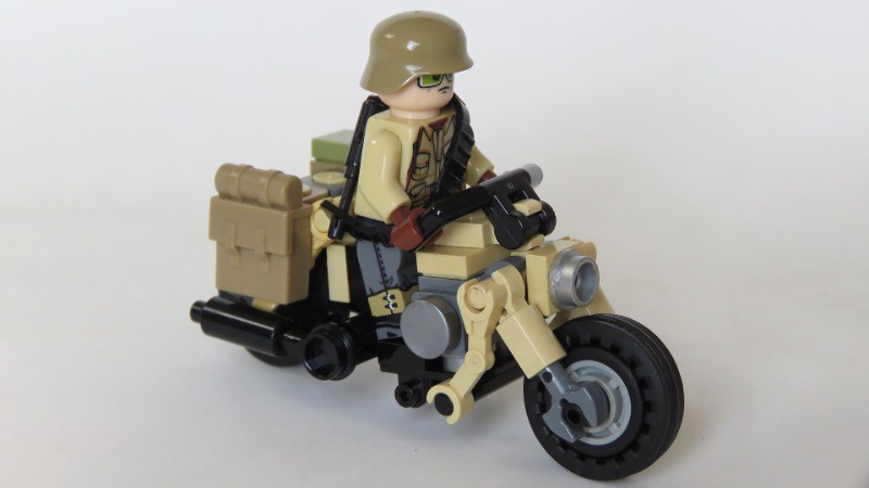 LEGO MOC Motorcycle BMW R75 DAK Kradmelder e Sidecar by Darcanj ...