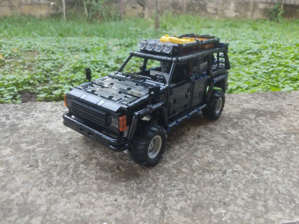 Lego technic nissan patrol sale