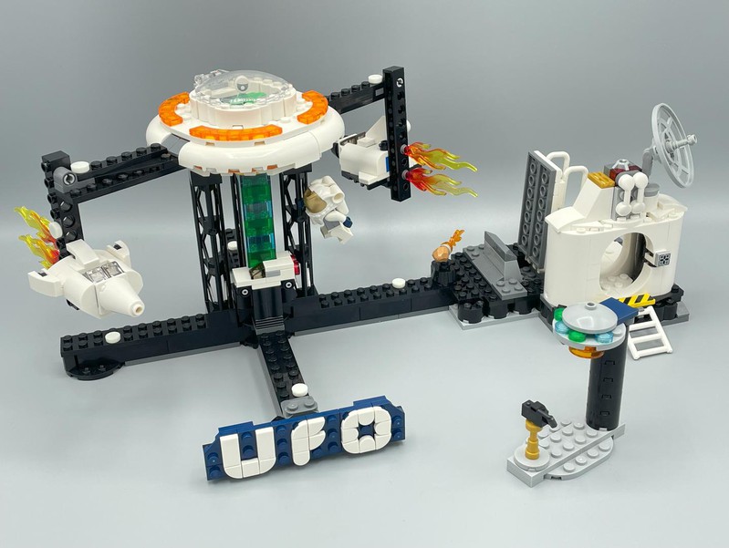 Review: 31142-1 - Space Roller Coaster | Rebrickable - Build with LEGO