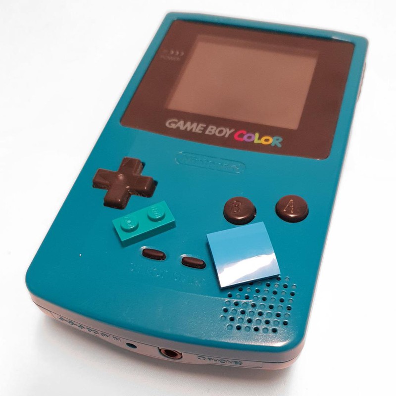 LEGO MOC Ultimate LEGO Gameboy by click_lever
