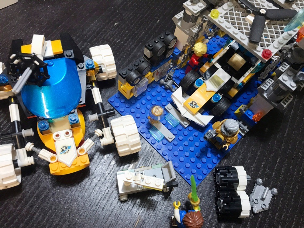 LEGO MOC-250256 71475 Mr. Oz's F1 and Off-Road Car by Agilinzzz