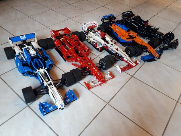 LEGO Set 8674-1 Ferrari F1 Racer 1:8 (2006 Racers > Ferrari ...