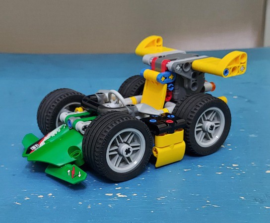 Lego Moc Cute And Compact F1 Car By Zumaidi Rebrickable Build With Lego 1199