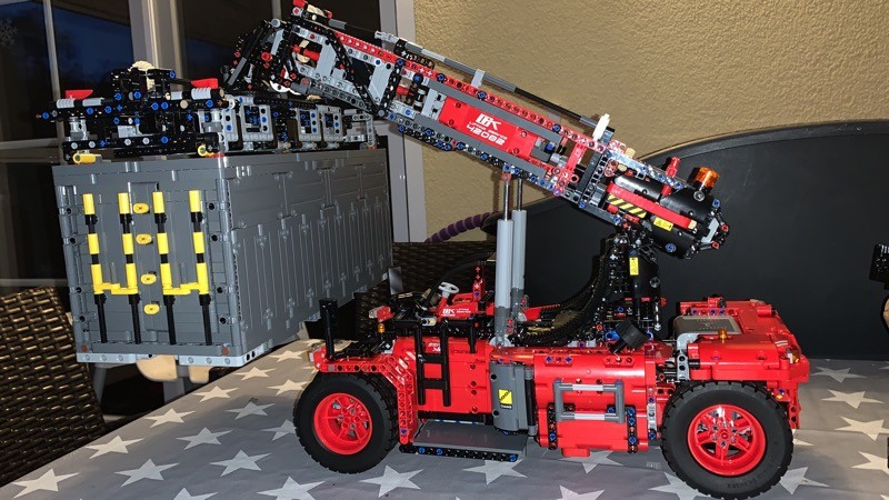 LEGO MOC-220453 Spreader for 20