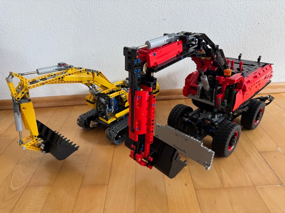 LEGO MOC-262827 Material Handler (42082 Alternate) by etaleTechnic