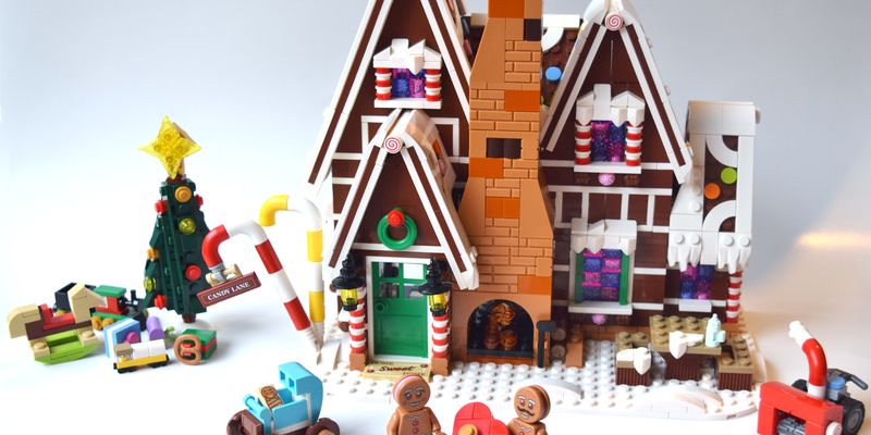 Review: 10267-1 - Gingerbread House | Rebrickable - Build with LEGO