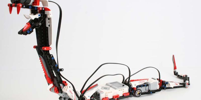 LEGO Mindstorms EV3 Review: Comparing Home and Education