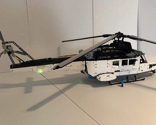 lego green helicopter