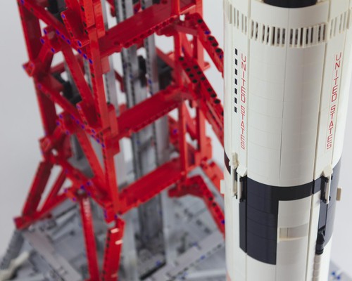 LEGO MOC Launch Tower Mk I for Saturn V (21309/92176) with Crawler by ...