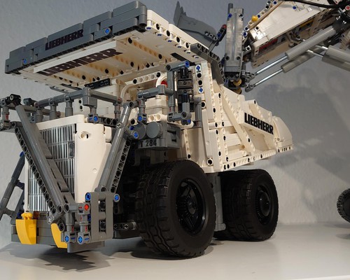 LEGO MOC-29699 Mining Truck T284 For Liebherr R9800 (42100) (Technic ...