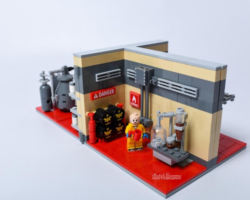 LEGO MOC Breaking Bad Lab by mkibs | Rebrickable - Build with LEGO