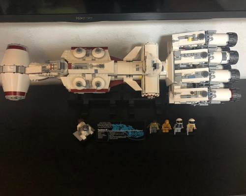 LEGO MOC Stand for Tantive IV by BrickBob | Rebrickable - Build with LEGO