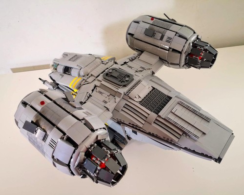 LEGO MOC UCS Razor Crest by Papaglop by papaglop | Rebrickable - Build ...