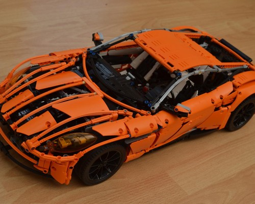 aston martin valkyrie lego